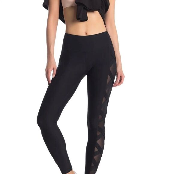 NWT 90 degree SET